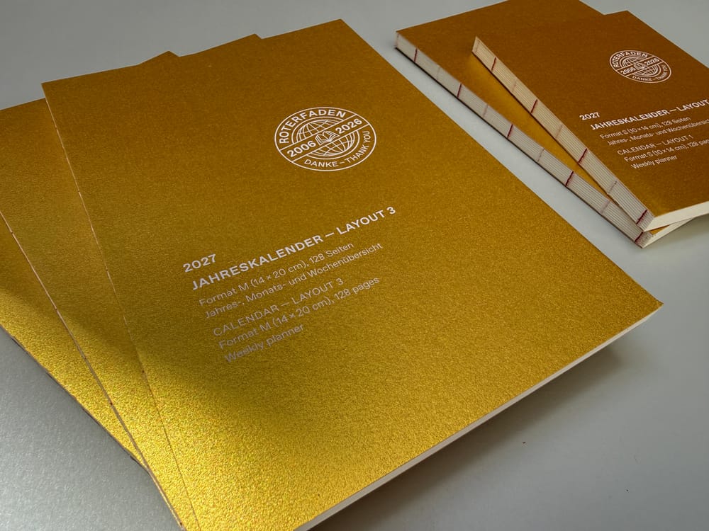 Jahreskalender von ROTERFADEN aus ICON Glam metallic gold.